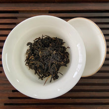 Load image into Gallery viewer, 2007 LaoTongZhi 7548 701 Batch Cake 357g Puerh Sheng Cha Raw Tea - photo 7