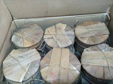Load image into Gallery viewer, 2007 LiMing Zao Chun Yin Hao (Early Spring Silver Hairs) 701 Batch 200g Cake Pue - photo 8
