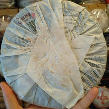Laden Sie das Bild in den Galerie-Viewer, 2008 ChangTai Chang Tai Zhi Mei (Esthetic) Cake 400g Puerh Raw Tea Sheng Cha - photo 2