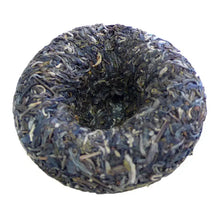 Laden Sie das Bild in den Galerie-Viewer, 2009 DaYi "Gong Tuo" (Tribute) Tuo 100g Puerh Sheng Cha Raw Tea - King Tea Mall