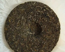 Load image into Gallery viewer, 2009 DaYi "Yin Kong Que" (Silver Peacock) Cake 400g Puerh Sheng Cha Raw Tea - King Tea Mall