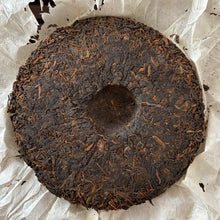 Load image into Gallery viewer, 2009 LaoTongZhi "8578" Cake 357g Puerh Shou Cha Ripe Tea