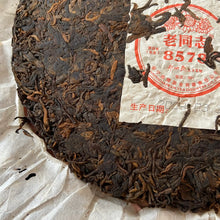 Load image into Gallery viewer, 2009 LaoTongZhi "8578" Cake 357g Puerh Shou Cha Ripe Tea
