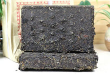 Charger l'image dans la galerie, 2019 XiaGuan "Bian Xiao Zhuan" Brick 250g*5= 1250g Puerh Raw Tea Sheng Cha - King Tea Mall