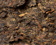 Load image into Gallery viewer, 2010 XiangYi FuCha "Jun Xin" Brick 380g Dark Tea Hunan - King Tea Mall
