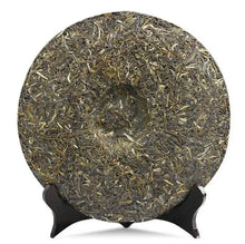 Load image into Gallery viewer, 2011 DaYi "7542" Cake 357g Puerh Sheng Cha Raw Tea (Batch 105/106) - King Tea Mall