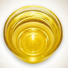 Load image into Gallery viewer, 2011 DaYi "Bao Tu Ying Cai" (Zodiac Rabbit) Cake 357g Puerh Sheng Cha Raw Tea - King Tea Mall