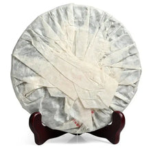 Carica l'immagine nel visualizzatore di Gallery, 2011 XiaGuan "8113 Hong Dai" (Red Ribbon) Cake 357g Puerh Raw Tea Sheng Cha - King Tea Mall