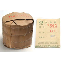 Load image into Gallery viewer, 2013 DaYi "7542" Cake 357g Puerh Sheng Cha Raw Tea (Old Ver.) - King Tea Mall