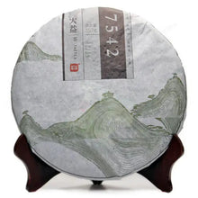 Load image into Gallery viewer, 2014 DaYi "7542" Cake 357g Puerh Sheng Cha Raw Tea - King Tea Mall