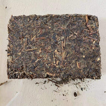 Load image into Gallery viewer, 2014 XiangYi Fu Tea Te Zhi (Special) Brick 360g Dark Tea, Fu Cha, Hunan - photo 8