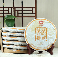 Load image into Gallery viewer, 2015 DaYi "7742" Cake 357g Puerh Sheng Cha Raw Tea - King Tea Mall