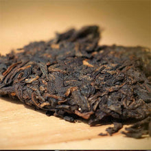Load image into Gallery viewer, 2015 DaYi "Yu Gong Yuan Cha" (Royal Tribute Round Tea) Cake 200g Puerh Shou Cha Ripe Tea - King Tea Mall