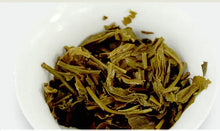 Load image into Gallery viewer, 2015 DaYi "Zi Da Yi"  (Purple TAE) Cake 357g Puerh Sheng Cha Raw Tea - King Tea Mall
