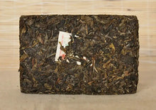 Cargar imagen en el visor de la galería, 2015 XiaGuan "Lv Da Shu" (Big Green Tree) Brick 250g*4pcs Puerh Raw Tea Sheng Cha - King Tea Mall