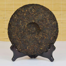 Load image into Gallery viewer, 2016 DaYi "Mei Gui Da Yi" (Rose TAE) Cake 357g Puerh Shou Cha Ripe Tea - King Tea Mall