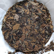 Load image into Gallery viewer, 2016 Lao Bai Cha - Shou Mei (Old White Tea - Shoumei ) Cake 357g Fuding BaiCha,  - photo 4
