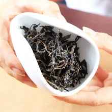 Load image into Gallery viewer, 2017 ChenShengHao "Yi Wu" (Yiwu) Cake 357g Puerh Raw Tea Sheng Cha - King Tea Mall