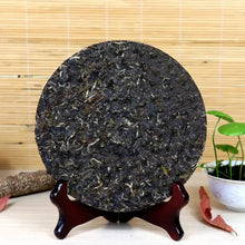 Load image into Gallery viewer, 2017 XiaGuan "Liu Xing Zhen Cang" (Valuable 6 Stars) Cake 357g Puerh Raw Tea Sheng Cha - King Tea Mall