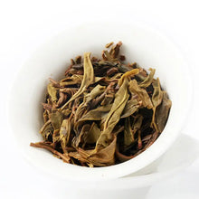Laden Sie das Bild in den Galerie-Viewer, 2018 ChenShengHao "Yi Hao" (No.1 Cake) 357g Puerh Raw Tea Sheng Cha - King Tea Mall