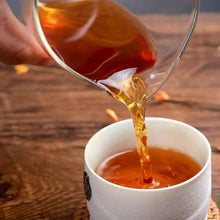 Load image into Gallery viewer, 2019 JingWei Fu Tea Shou Chui (Hand Ramming) Brick 1000g Dark Tea, Shaanxi - photo 5