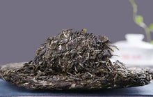 Load image into Gallery viewer, 2019 MengKu RongShi "Qiao Mu Wang" (Arbor King) Cake 500g Puerh Raw Tea Sheng Cha - King Tea Mall