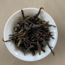 Load image into Gallery viewer, 2020 FengHuang DanCong Xue Pian - Ya Shi Xiang (Winter - Snowflake - Duck Poop F - photo 3