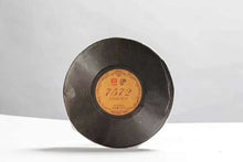 Cargar imagen en el visor de la galería, 2020 Dayi (Commemorative Limited Set) 200g*2pcs Puerh Pan Cake &quot;7542&quot; Raw Tea Sheng Cha, &quot;7572&quot; Ripe Tea Shou Cha