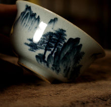 Carica l&#39;immagine nel visualizzatore di Gallery, Rustic  Pottery Porcelain &quot;GaiWan&quot; 175cc, 2 Patterns&#39; Scenery Painting.