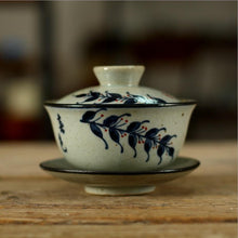 Load image into Gallery viewer, Rustic Blue and White Porcelain Gaiwan, 175cc