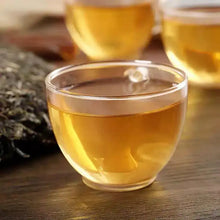 Load image into Gallery viewer, 2021 DaYi Pu Zhi Wei (General Flavor) Cake 357g Puerh Sheng Cha Raw Tea, 1st Bat - photo 4