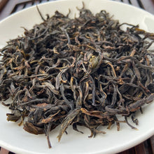 Load image into Gallery viewer, 2021 Spring DanCong Light-Medium Roasted A+ Oolong, Loose Leaf Tea, Meizhou - photo 3