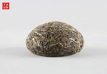 Load image into Gallery viewer, yunnan china tea chinese tea gongfucha pu-erh puer pu'erh    2020 XiaGuan "Kai Men Hong Fu" (Lucky) Tuo 280g Puerh Raw Tea Sheng Cha