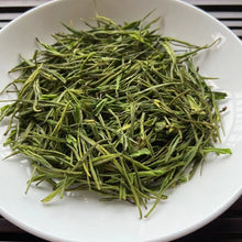 Load image into Gallery viewer, 2022 Early Spring An Ji Bai Cha (AnJi BaiCha) A+++ Grade Green Tea Zhejiang - photo 6