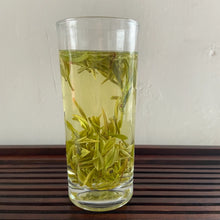 Load image into Gallery viewer, 2022 Early Spring An Ji Bai Cha (AnJi BaiCha) A+++ Grade Green Tea Zhejiang - photo 7