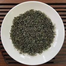 Load image into Gallery viewer, 2022 Early Spring Lu Shan Yun Wu (LuShan YunWu / Cloud Fog) A+++ Grade Green Tea