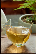 Load image into Gallery viewer, 2022 MengKu RongShi "Lao Ban Zhang" (LaoBanZhang) Dragon 8g / Cake 357g Puerh Raw Tea Sheng Cha - King Tea Mall - photo 8