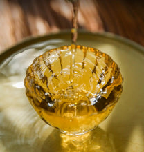 Load image into Gallery viewer, 2022 Xiaguan "Lao Man Er - Gu Shu" (Laomaner - Old Tree) 357g Puerh Raw Tea Sheng Cha - King Tea Mall - photo 4