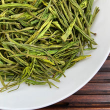 Load image into Gallery viewer, 2023 Early Spring An Ji Bai Cha (AnJi BaiCha) A+ Grade Green Tea, ZheJiang Provi - photo 3