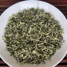 Load image into Gallery viewer, 2023 Early Spring Bi Luo Chun (DongTing BiLuoChun) A++++ Grade Green Tea, JiangS - photo 7