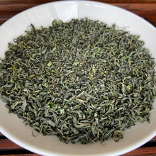 Load image into Gallery viewer, 2023 Early Spring Lu Shan Yun Wu (LuShan YunWu / Cloud Fog) A++++ Grade Green Te - photo 7