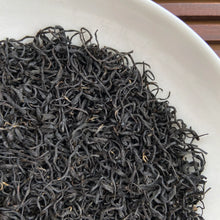Load image into Gallery viewer, 2024 Early Spring Black Tea Jiu Qu Hong Mei (Jiuqu Red Plum) A+ Grade, Long Jing - photo 5