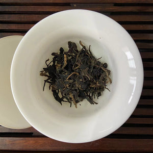 2009 LaoManEr "Yi Wu - Zao Chun" (Yiwu - Early Spring) 400g Puerh Sheng Cha Raw Tea