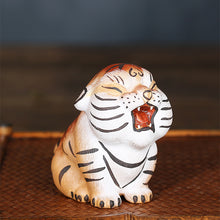 Laden Sie das Bild in den Galerie-Viewer, &quot;Tiger&quot; Tea Pet, for Zodiac Tiger Year, Zi Sha Production.