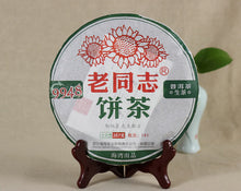 Cargar imagen en el visor de la galería, 2014 LaoTongZhi &quot;9948&quot; Cake 357g Puerh Sheng Cha Raw Tea - King Tea Mall