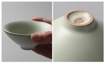 Laden Sie das Bild in den Galerie-Viewer, &quot;Ru Yao&quot; Kiln Porcelain, &quot;Dou Li&quot; (Rain Hat) Tea Cup, 80ml