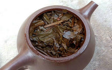Carica l&#39;immagine nel visualizzatore di Gallery, 2006 ChangTai &quot;Si Pu Yuan - Tong An Hang&quot; (65&#39;s Year of HK  Tongan Tea) Cake 400g Puerh Raw Tea Sheng Cha
