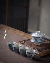 Cargar imagen en el visor de la galería, Jingdezhen &quot;Qing Hua Ci&quot; (Blue &amp; White Porcelain) Tea Cup 35 CC, Gaiwan 140 CC /175 CC, KTM000