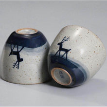 Cargar imagen en el visor de la galería, &quot;Qing Hua Ci&quot; (Blue &amp; White Porcelain) &quot;Deer&quot; Handpaint 80ml, Paint under Glaze, Tea Cup - King Tea Mall