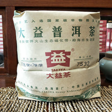 Load image into Gallery viewer, 2012 DaYi &quot;7532&quot; Cake 357g Puerh Sheng Cha Raw Tea - King Tea Mall